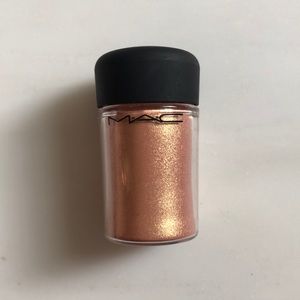 MAC Pigment in Melon